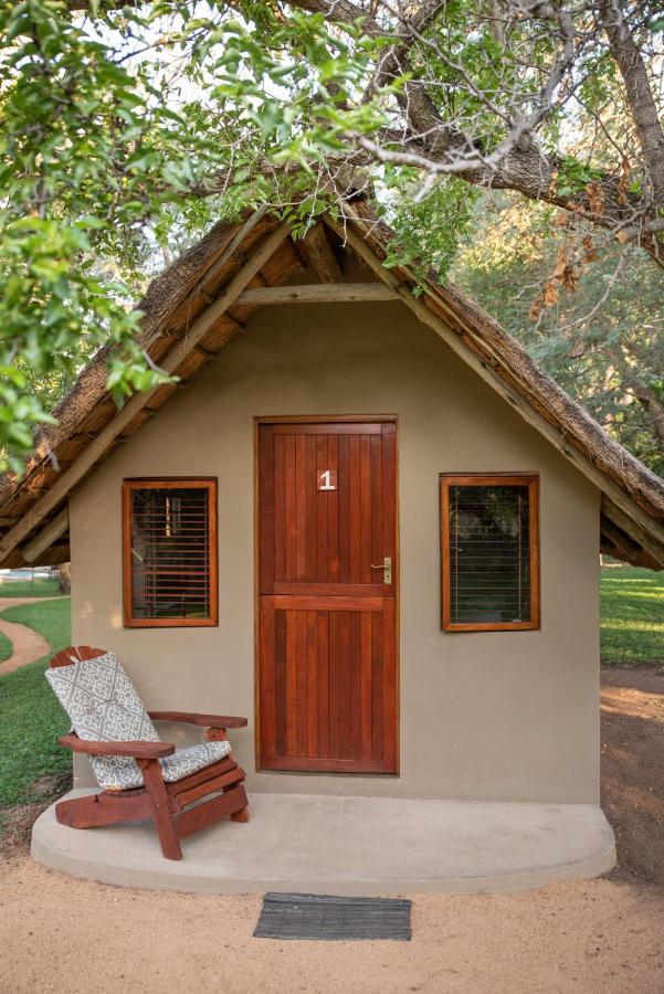 Shumba Safari Bush Camp Villa โฮดสปรูท ภายนอก รูปภาพ