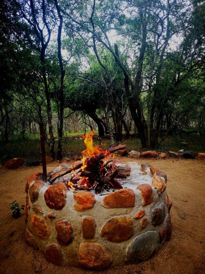 Shumba Safari Bush Camp Villa โฮดสปรูท ภายนอก รูปภาพ