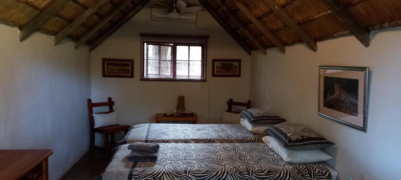 Shumba Safari Bush Camp Villa โฮดสปรูท ภายนอก รูปภาพ