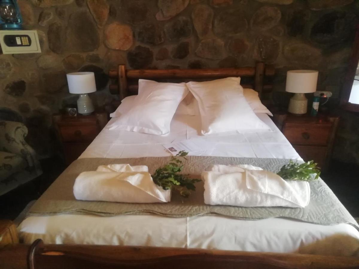Shumba Safari Bush Camp Villa โฮดสปรูท ภายนอก รูปภาพ