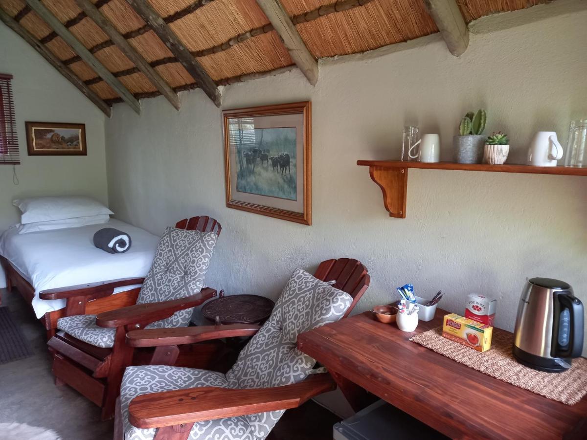 Shumba Safari Bush Camp Villa โฮดสปรูท ภายนอก รูปภาพ