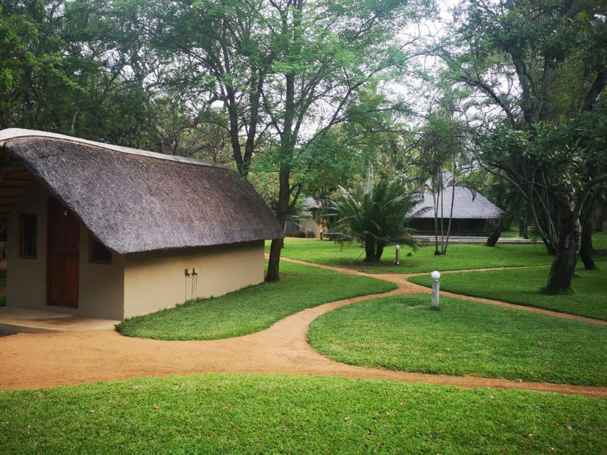 Shumba Safari Bush Camp Villa โฮดสปรูท ภายนอก รูปภาพ