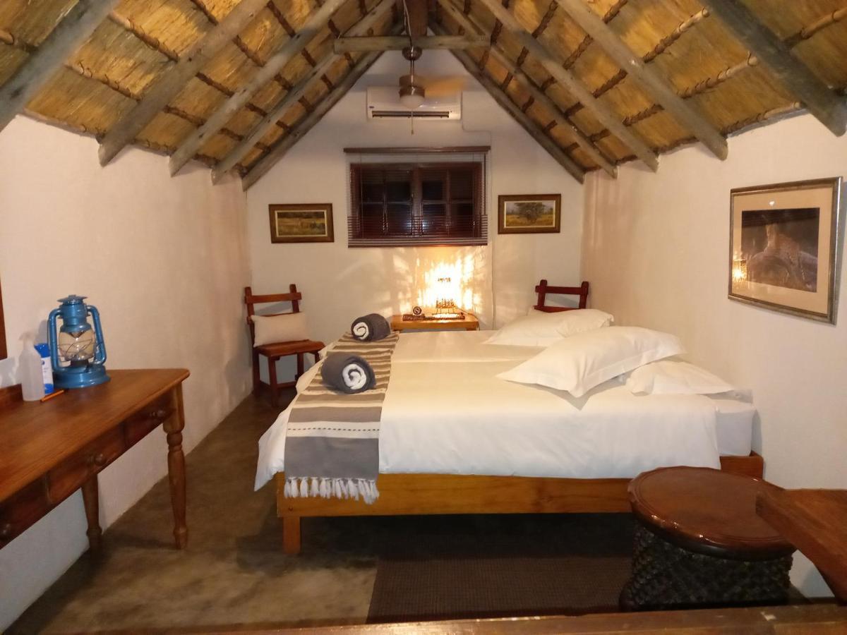 Shumba Safari Bush Camp Villa โฮดสปรูท ภายนอก รูปภาพ